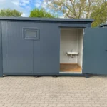 Contentor sanitário para pessoas com mobilidade reduzida – WC com rampa