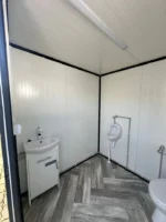 CONTENTOR SANITÁRIO 2,00 × 2,00 M COM SANITA E URINOL - Image 5